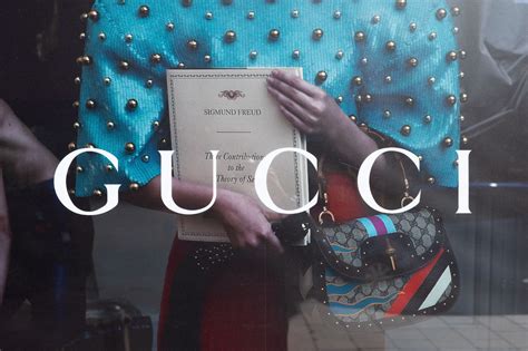 gucci 鑑定|グッチ偽物の見分け方とは？シリアルナンバーの調べ .